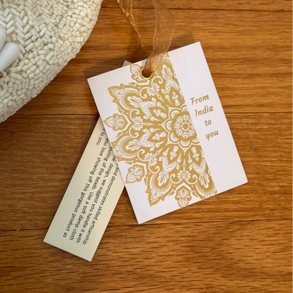 Handmade Beaded Floral Bag in Ivory - Picture 3 of 3